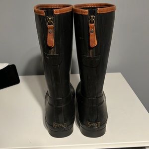 Women’s sperry rain boots